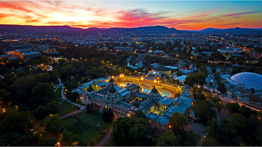 Széchenyi Baths: Enjoy healing springs and fun pools!