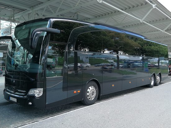 Why chartering the bus in Europe is the right choice for your business trip?