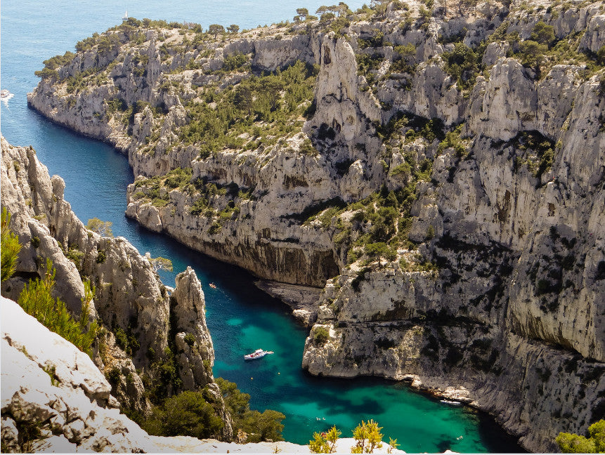 Travel Marseille by a perfect bus rental in Marseille, France